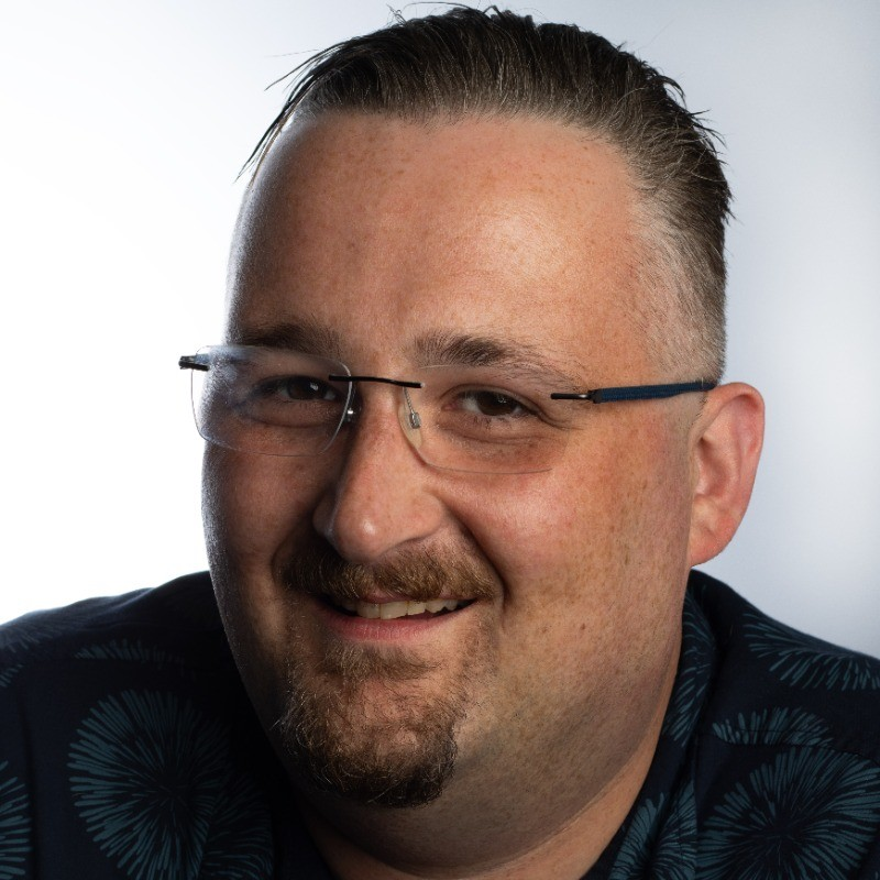 Alex Ward Profile Picture